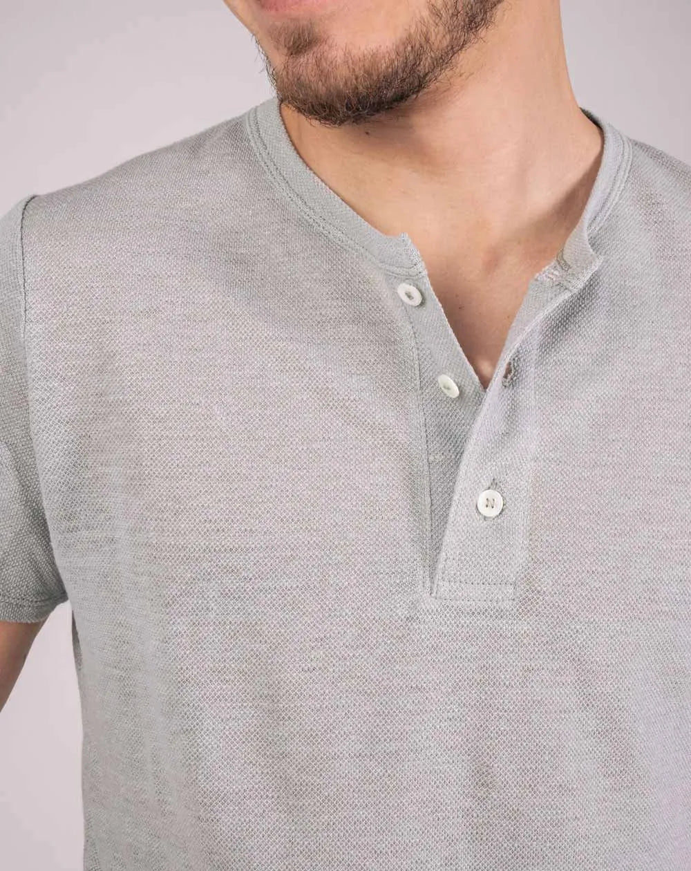 T-shirt - ZORRIE MANCHES COURTES - Amande Sans col - image 3